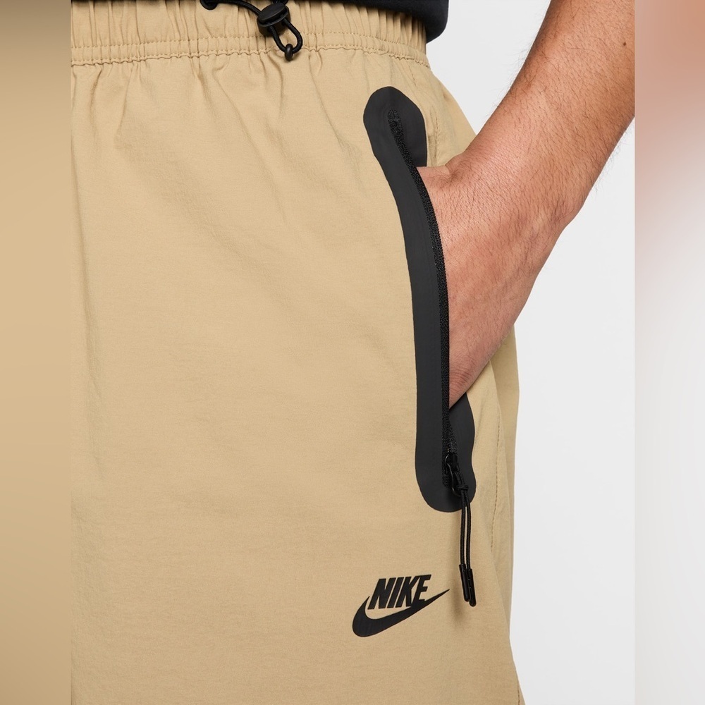 Nike Tech Men’s Woven Oversized Pants. XXL. NWT! - Picture 5 of 9